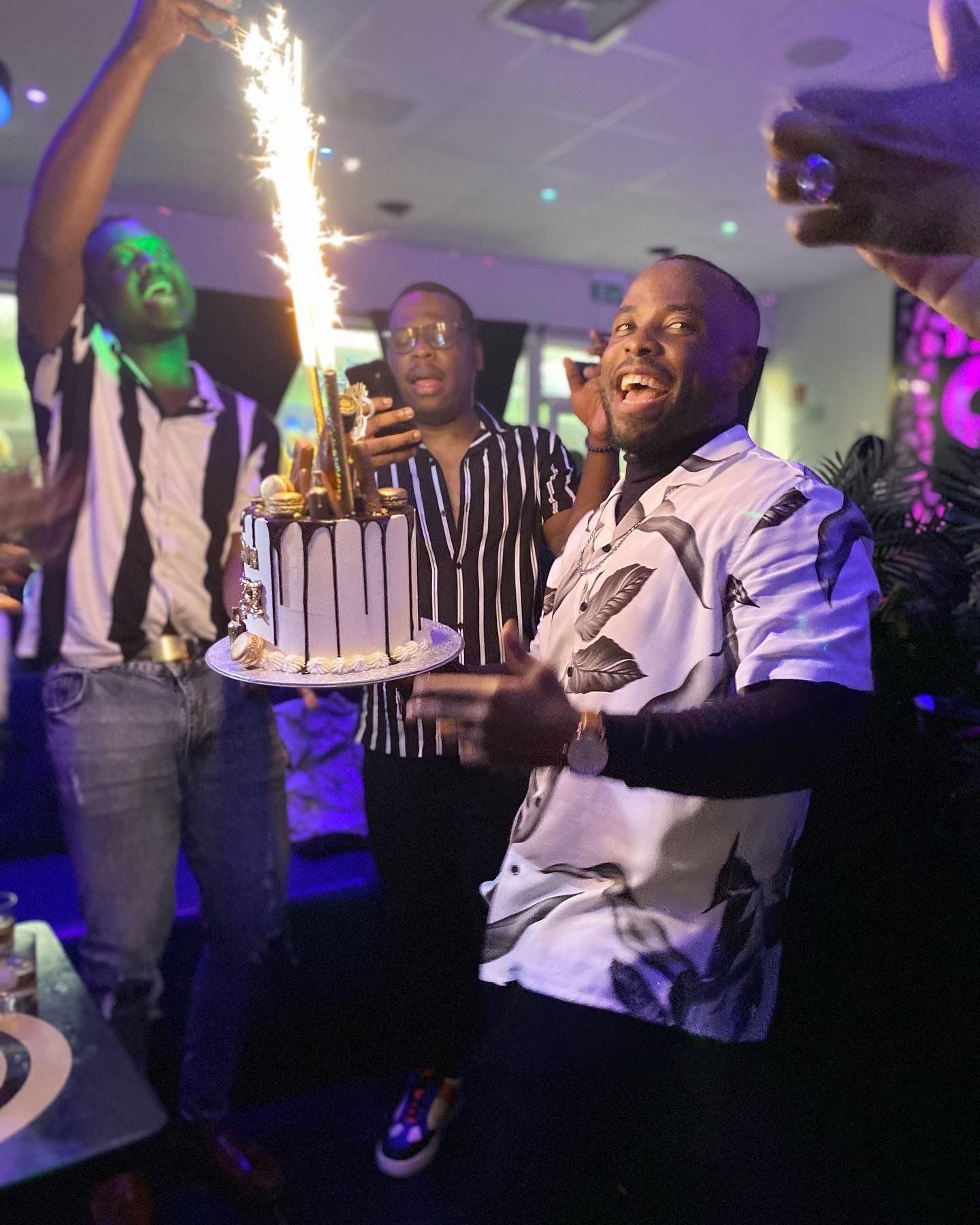Saturday night at Coll-Hill's – sparklers and cake in the lounge